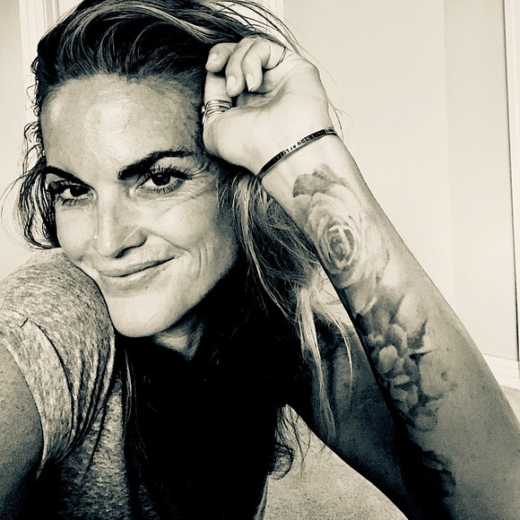 Meet your Posher, Robyn - Picture 1 of 1